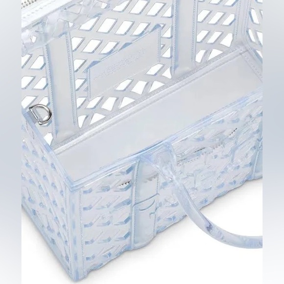 Authentic Marc Jacob’s Clear Jelly Tote w/ Dust bag (NWT) - Picture 7 of 13